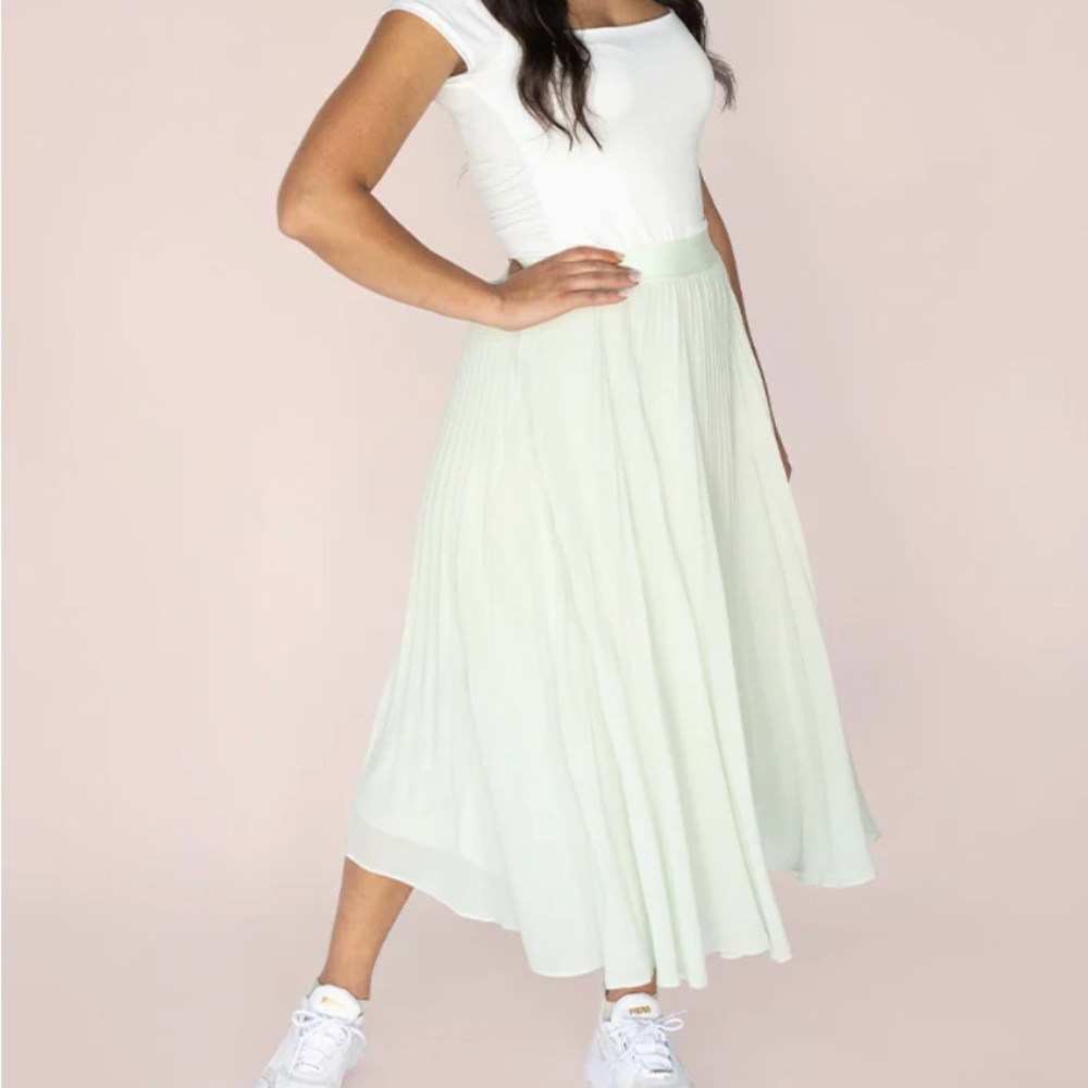 Jilly Box 2025 Gentle Fawn Light Green Midi Skirt